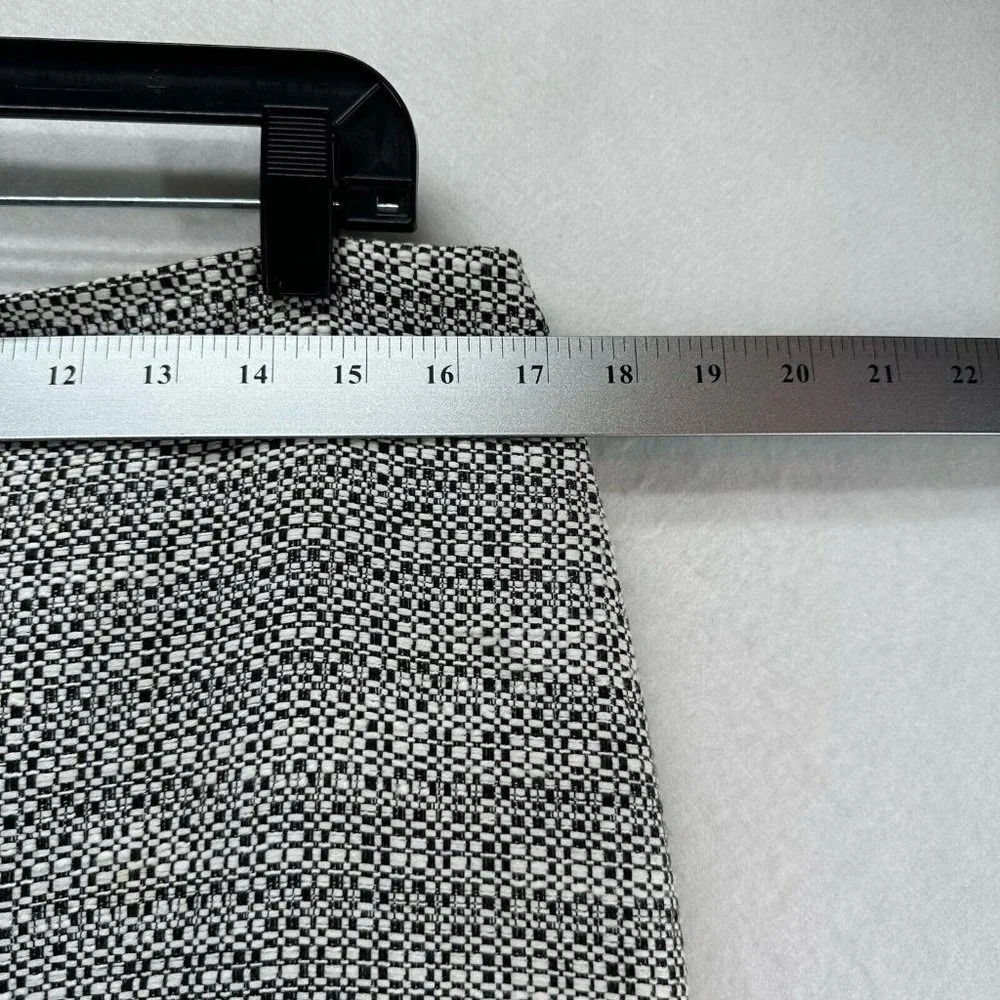 White House Black Market Skirt Sz 10 Tweed Pencil Mini Cotton Blend Black/White - Picture 5 of 6